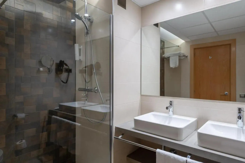 Hotel Real