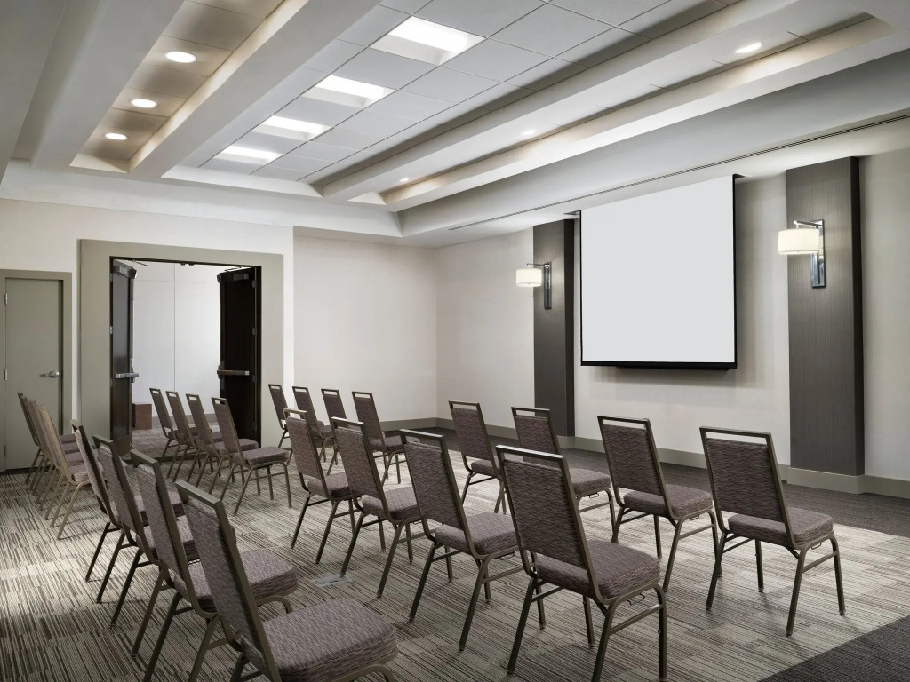 Holiday Inn - Cincinnati - Liberty Way by IHG