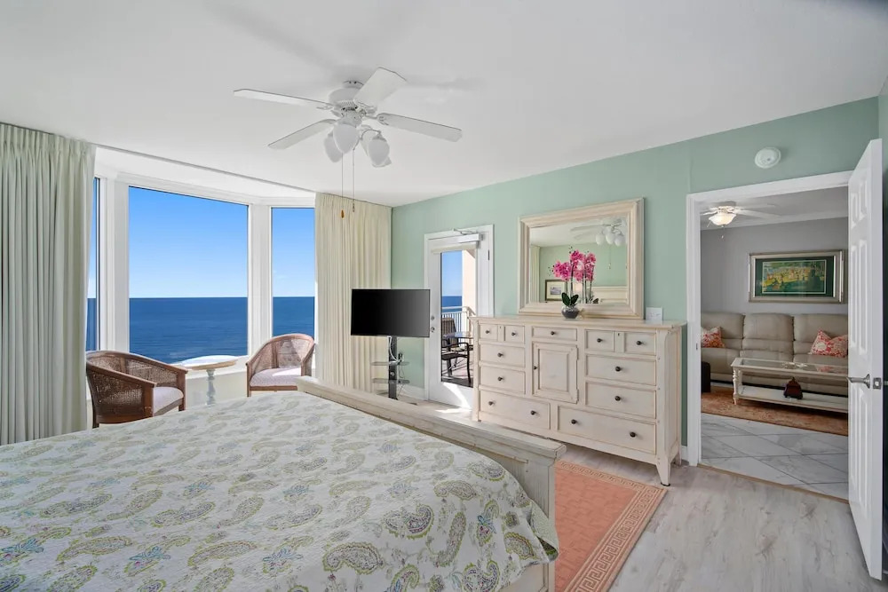 Emerald Beach 2325