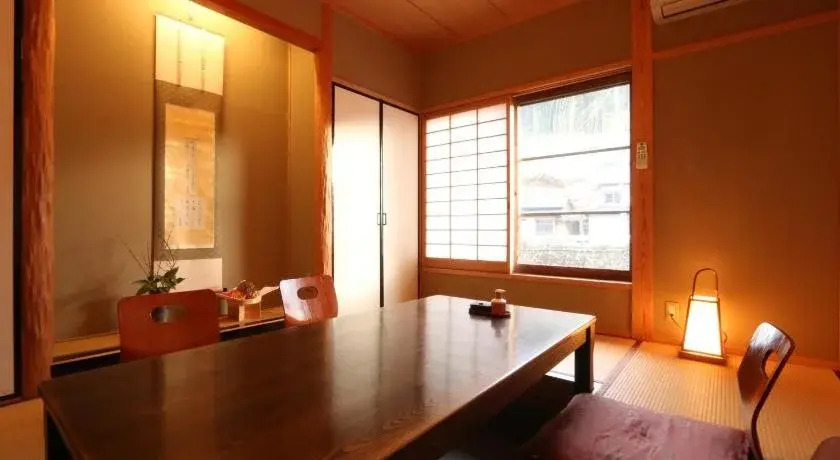 Marucho Ryokan