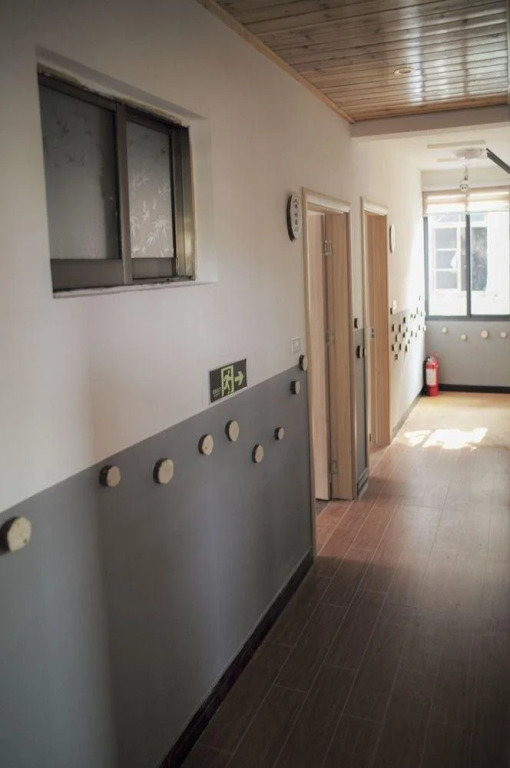 Lishui Liandu Red House Inn