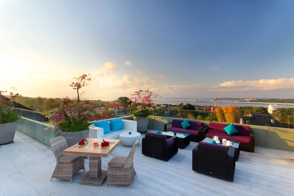 Отель Amaroossa Suite Bali
