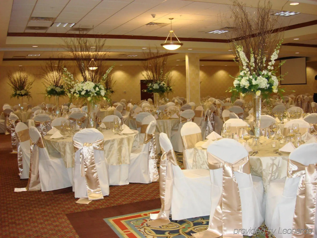 Holiday Inn Quincy East by IHG