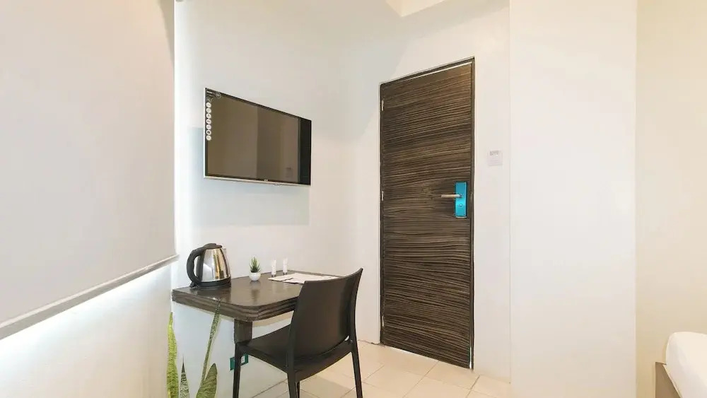 UrbanViewSanAntonio'sPlaceSampalocManila