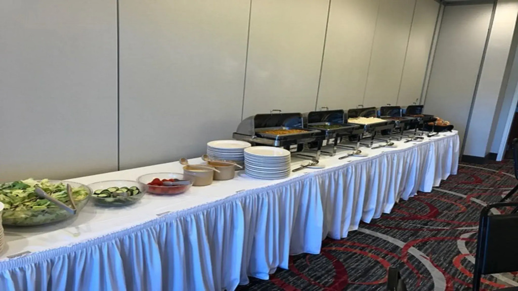 Holiday Inn & Suites Lafayette North by IHG