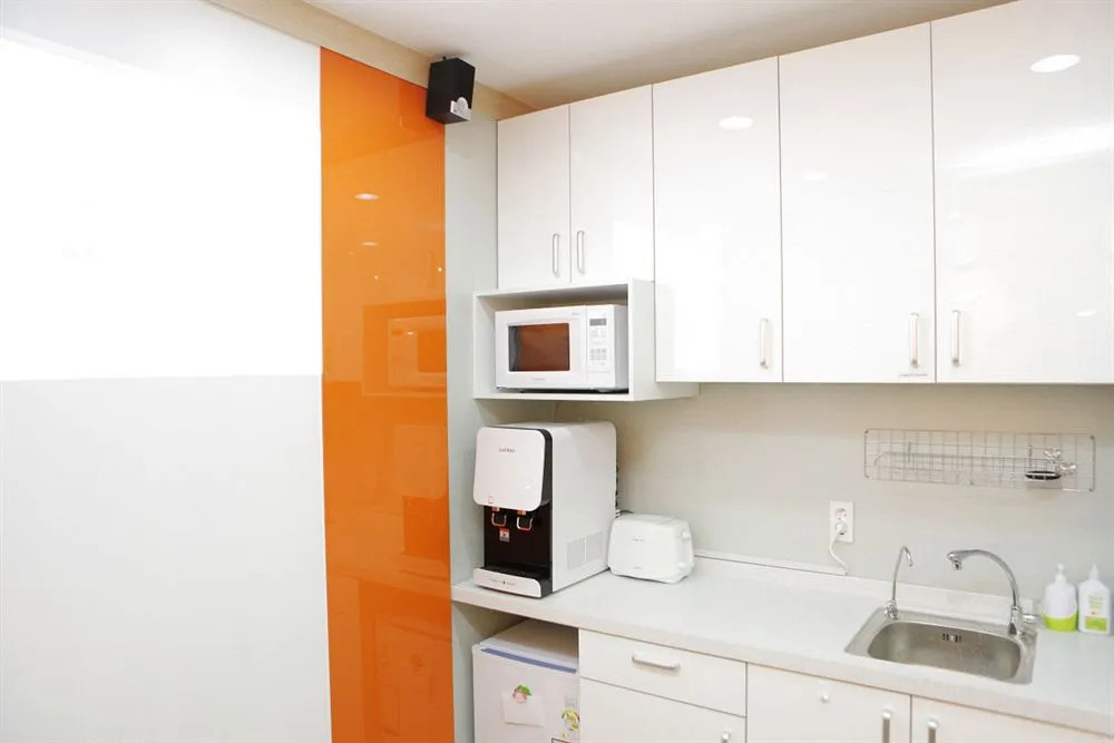 K Pop Residence I