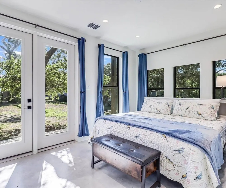 The Cape House 6031rpf 2 Bedroom Home by RedAwning