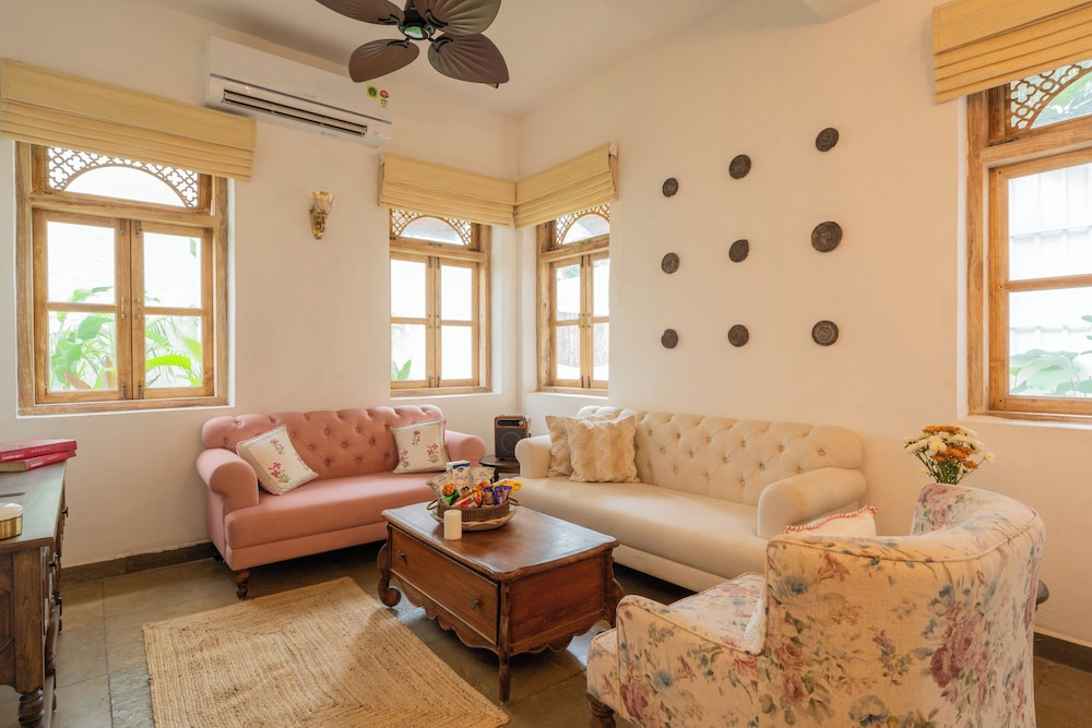 Elivaas Amayah Neer Serene 3BHK Villa