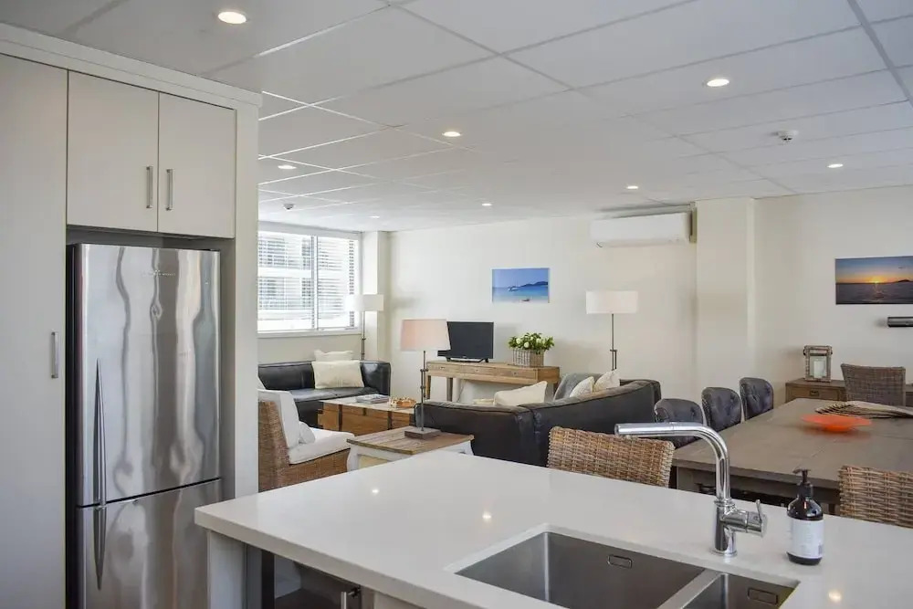 Perfect Ponsonby 2 Bedroom Loft Style Apartment With Parking