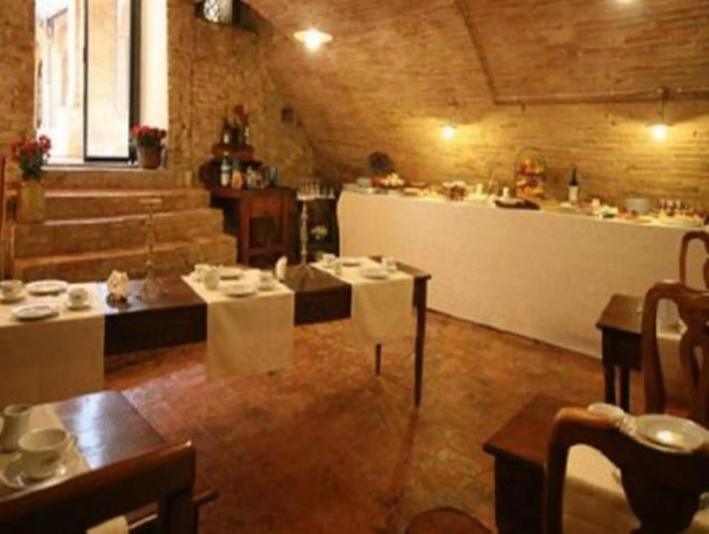 Il Chiostro Del Carmine