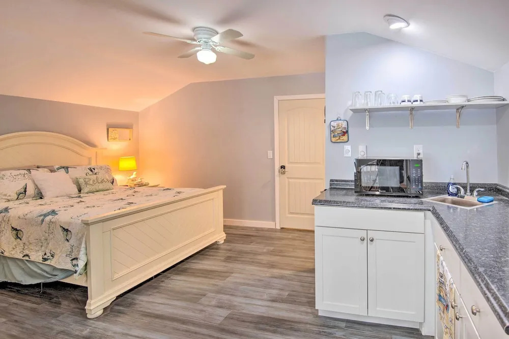 Charming Studio < 10 Miles to Wells' Beaches!