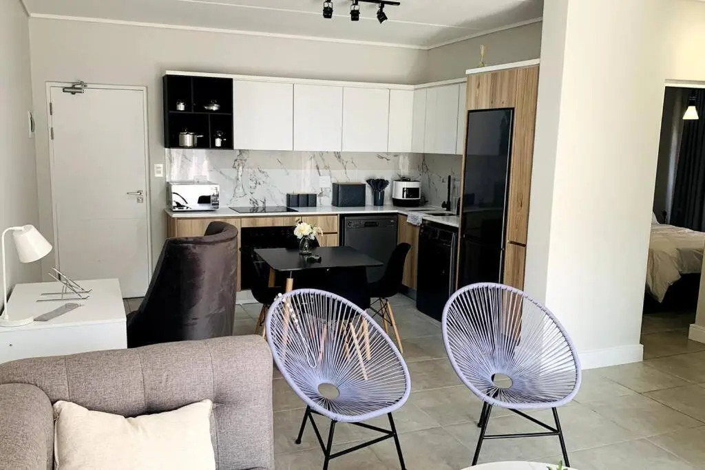Munyaka Waterfall: Executive Apartment