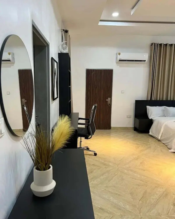 Sterling Shortlet Apartment  and Suites