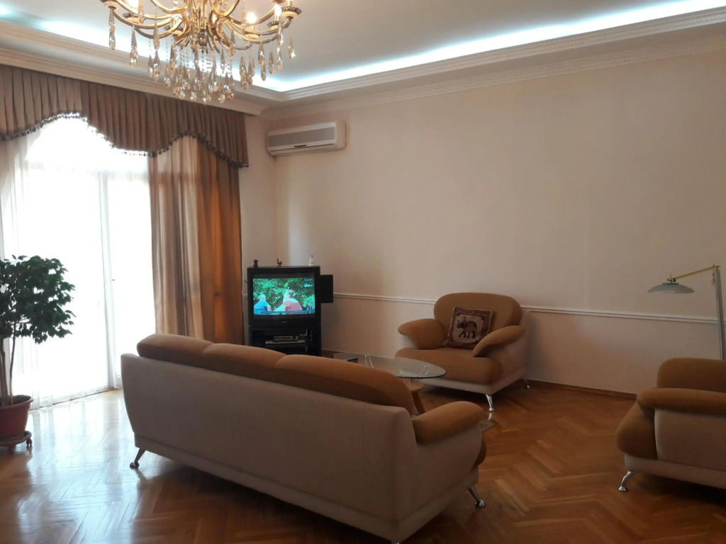 New Nefchilar avenue 9. 2 bedrooms.