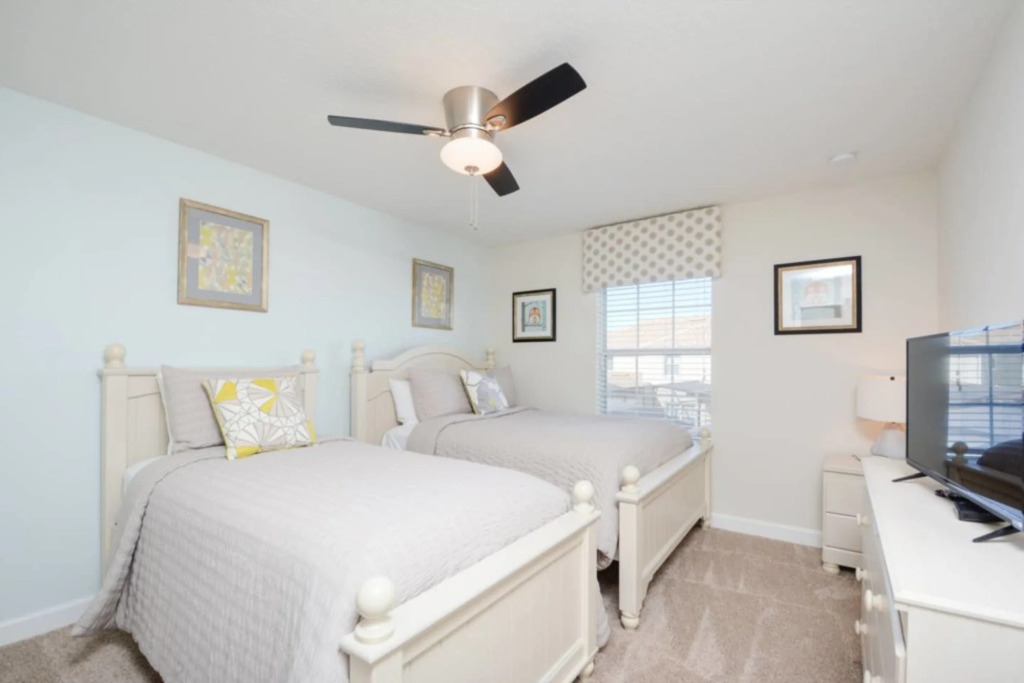 4 Bedrooms villa - Storey Lake