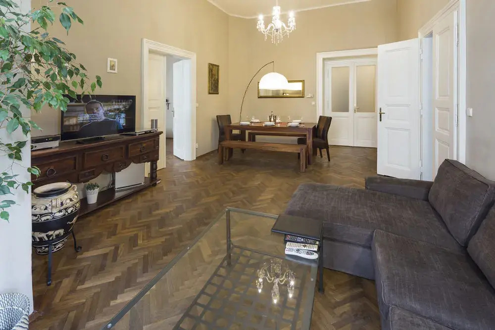 Dlouha Apartments