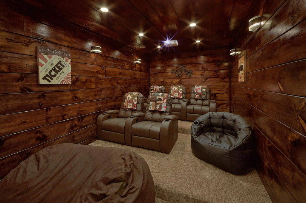 Barrel Top Lodge in Gatlinburg