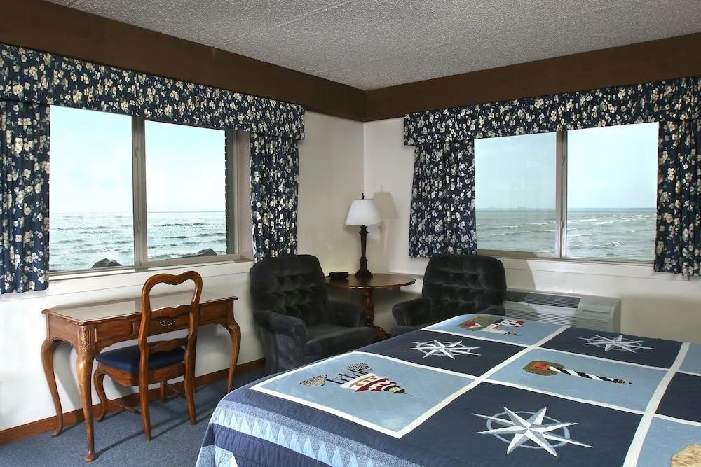 Lighthouse Inn