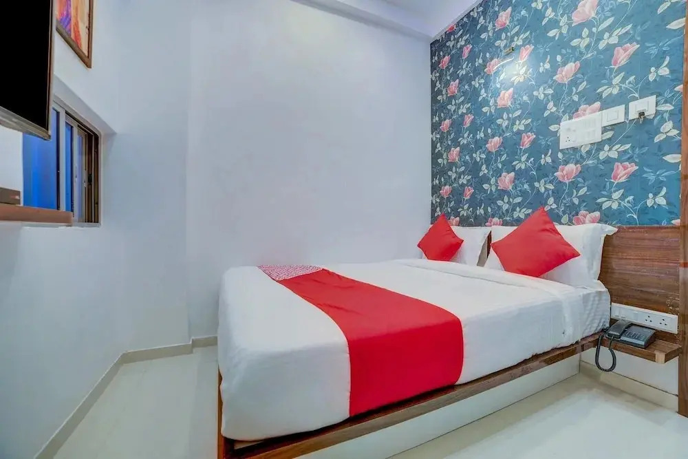 Royal Imperio By OYO Rooms