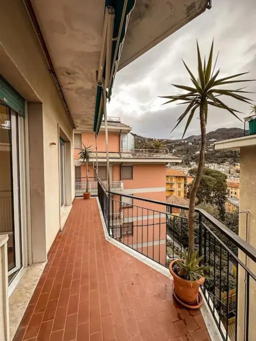 ' Parking Private ' Rapallo centro 10min santa margherita 15 min da Portofino