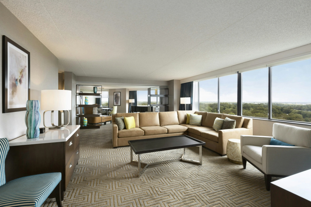 Hilton East Brunswick