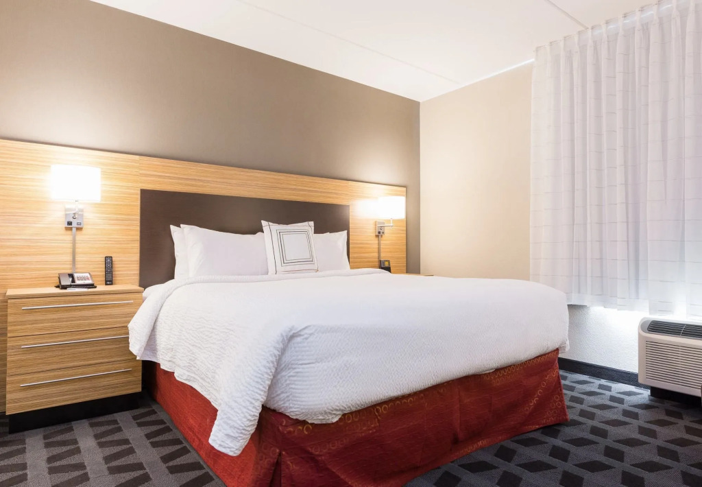 TownePlace Suites by Marriott Edmonton South