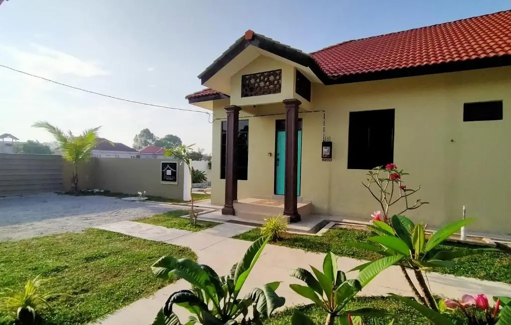 anjung ara suites and roomstays