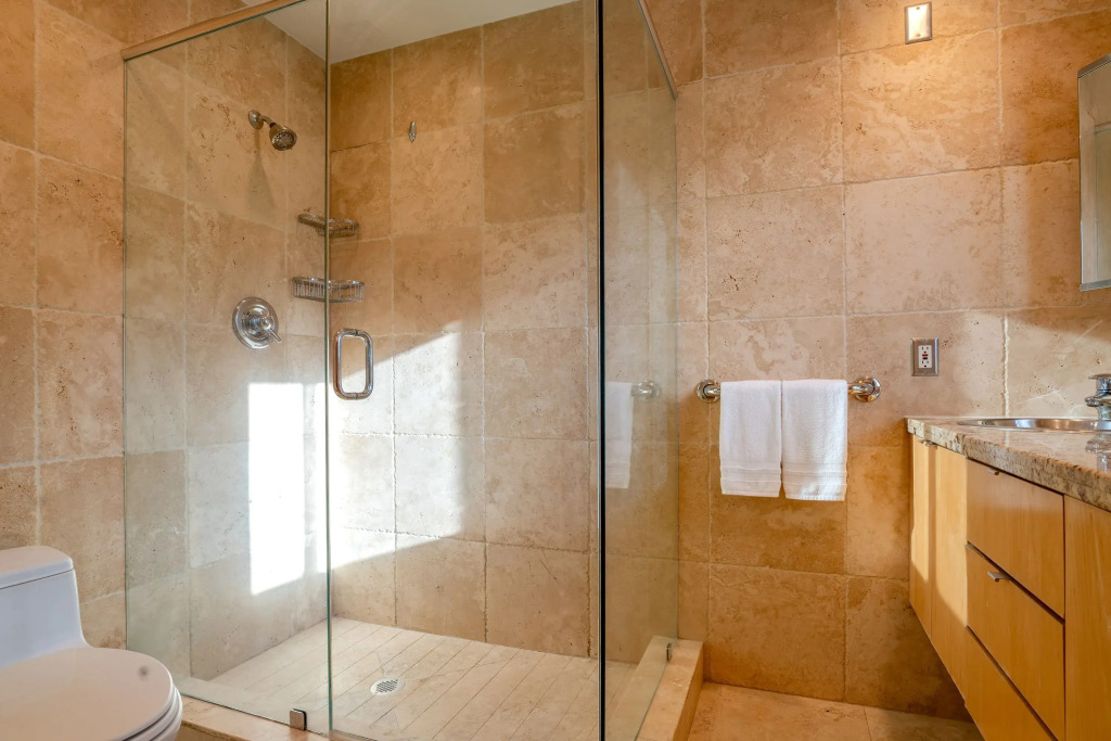 Rate Discounts! Beachside Home, Pool + Ocean Views Beach Haven by Avantstay