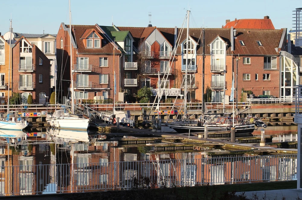 Wohnen am Yachthafen W46