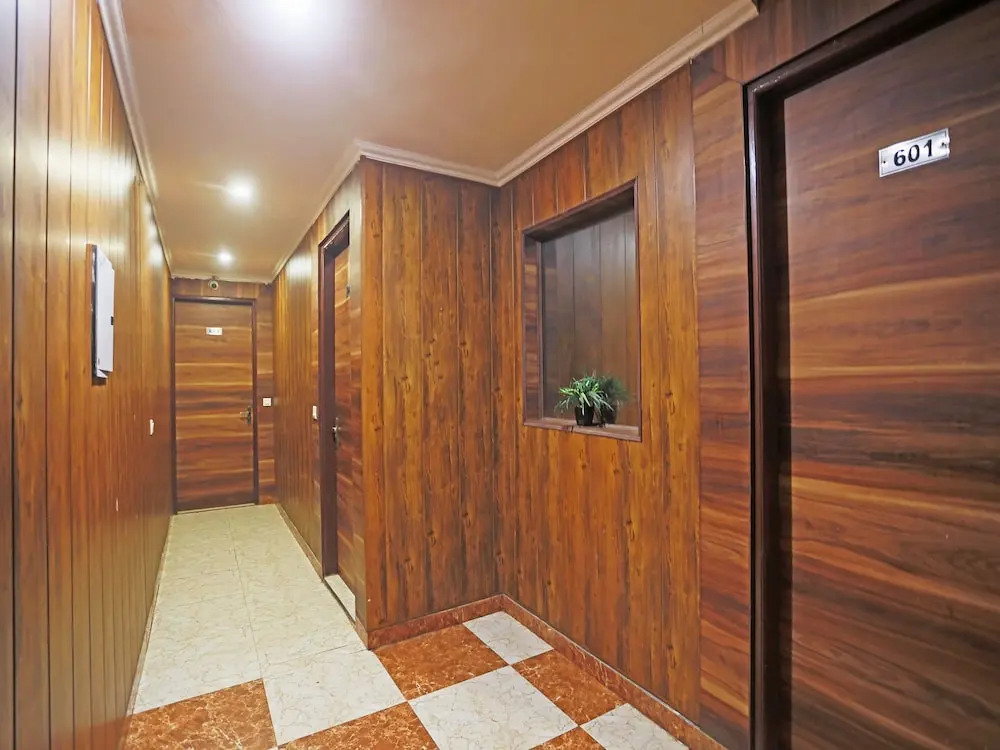 Hotel Deluxe Stay Inn