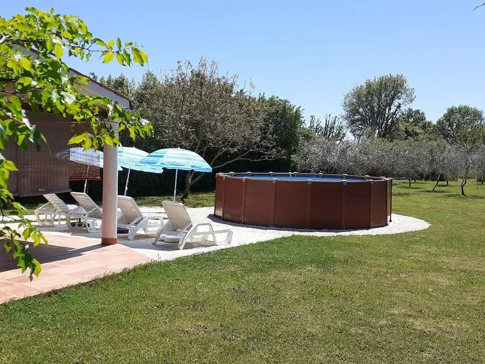 Charming Pool Home Near Pula