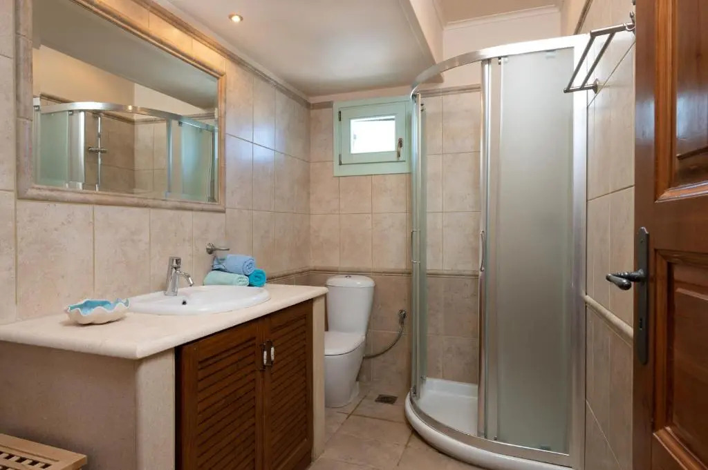 Spyros House, 3 bedrooms-sea view-in Agia Efimia