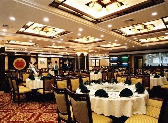 Shenlong Hotel
