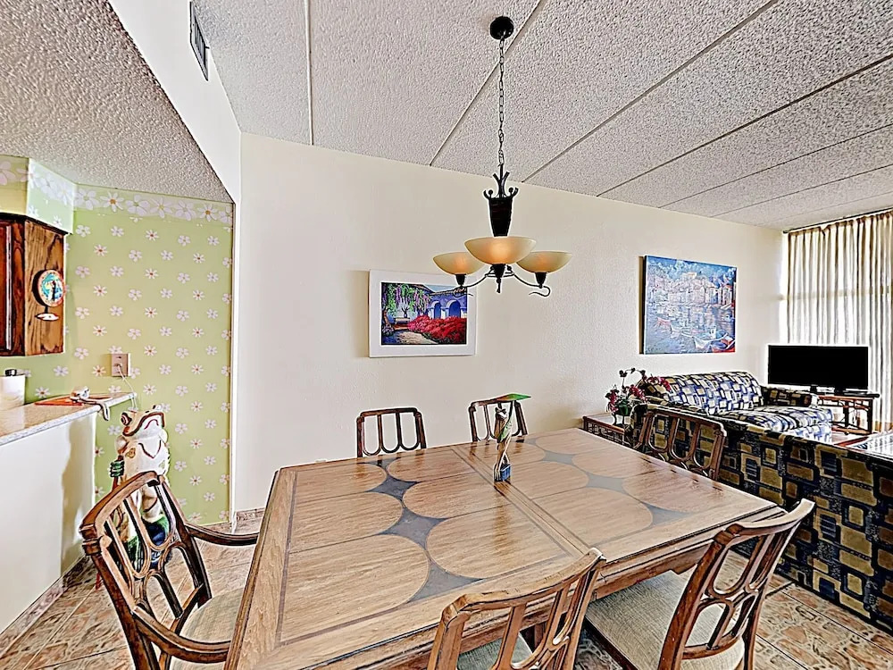 New Listing! Shoreline Sanctuary W/ Pool & Patio 2 Bedroom Condo