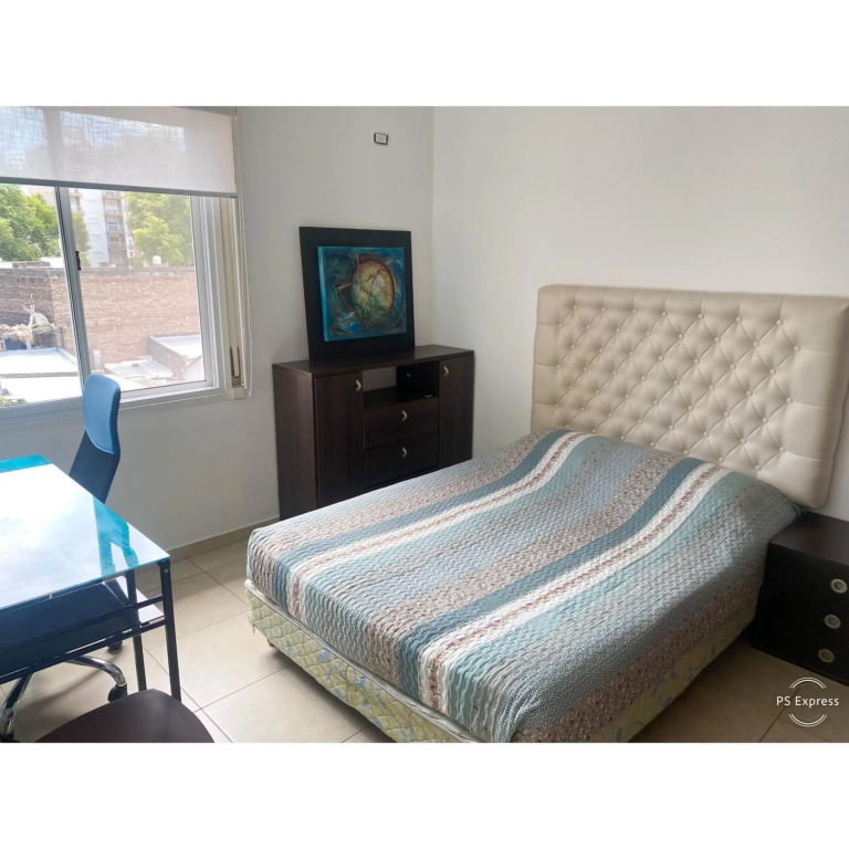 Departamento amueblado, zona centro con cochera.