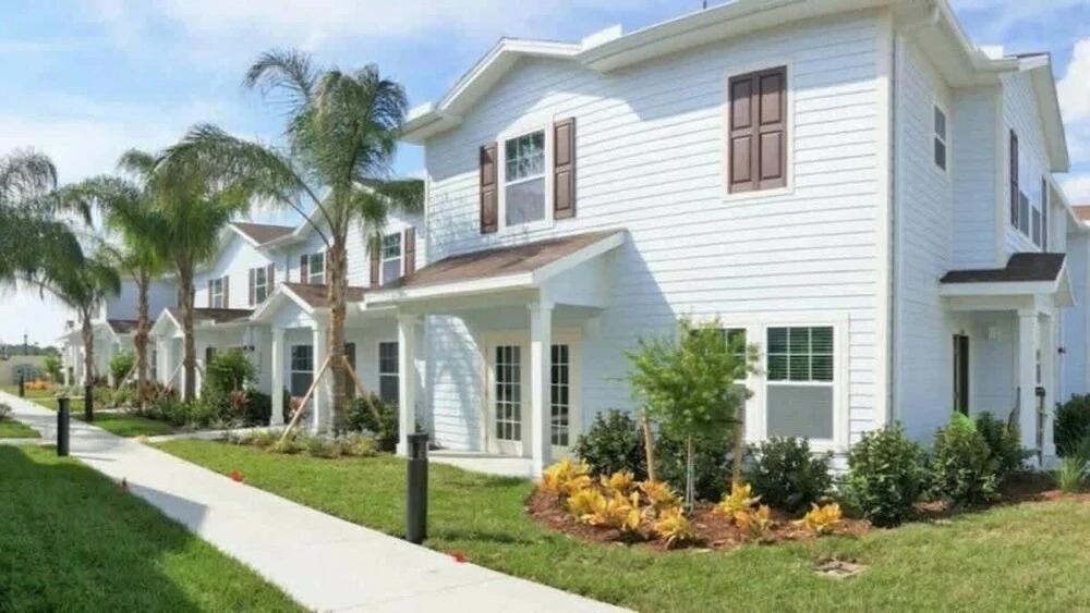 Family 4BR Stay Near Orlando Parks