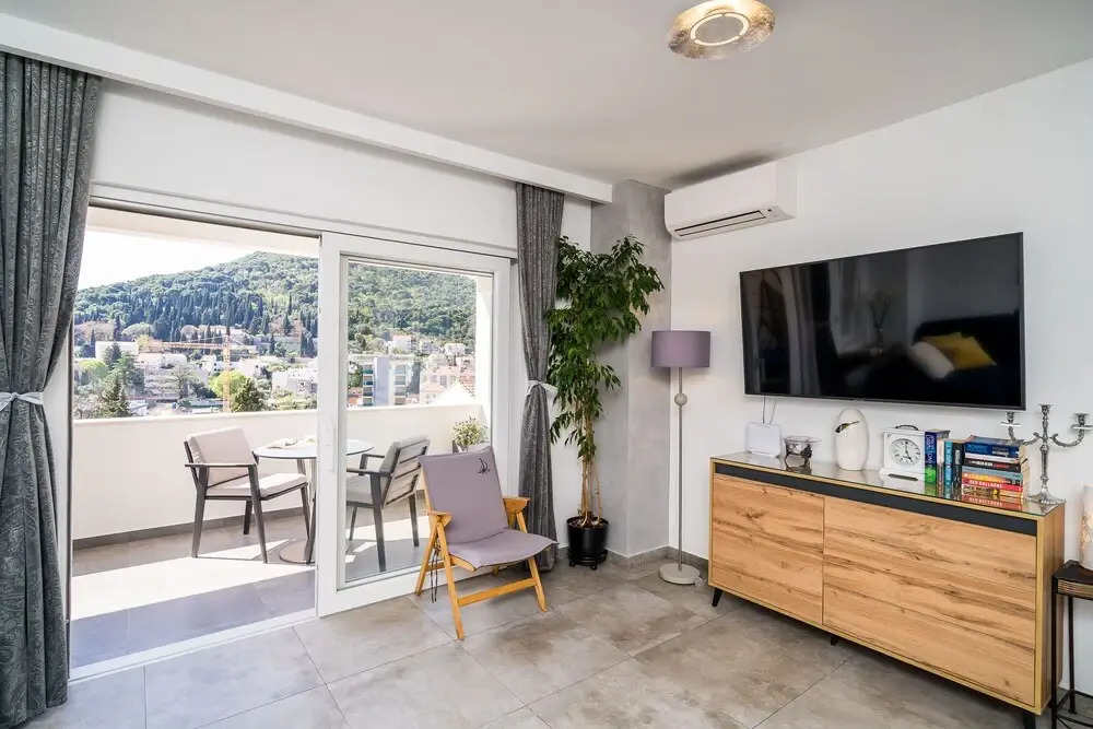 Apartments Swallows Nest