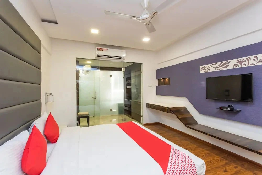 Vikramaditya Hotel by OYO Rooms