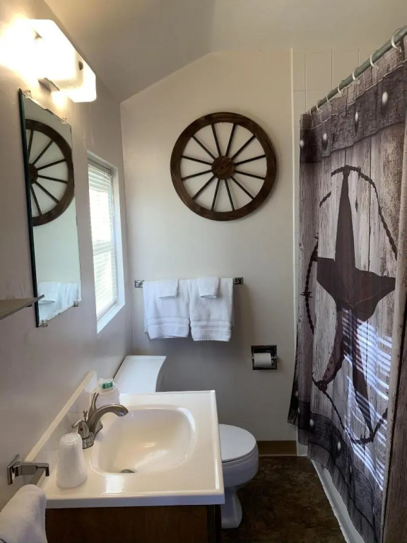 Lamplighter Cabins & Suites
