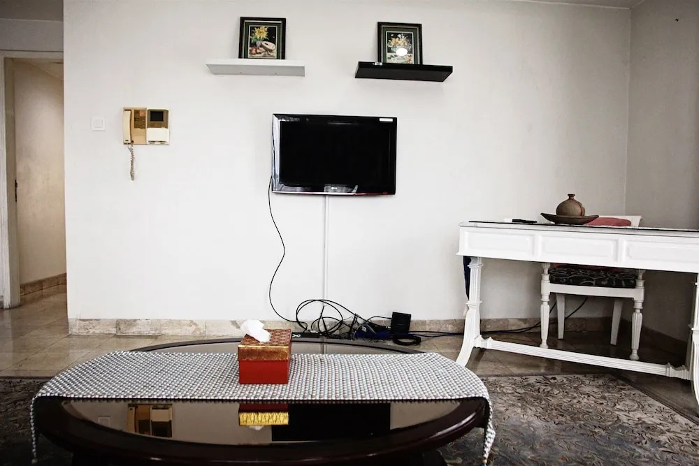 Classic Brawijaya Apartment with Pool View