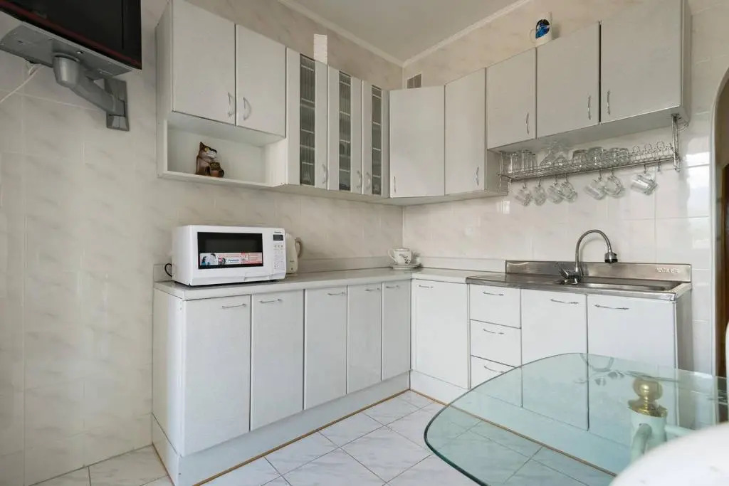 Nadezhda Apartments in Samal, mountain-view