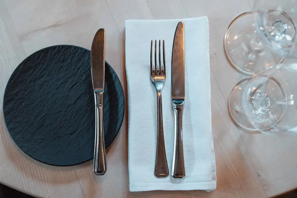 Schindler "Bed & Food Experience"