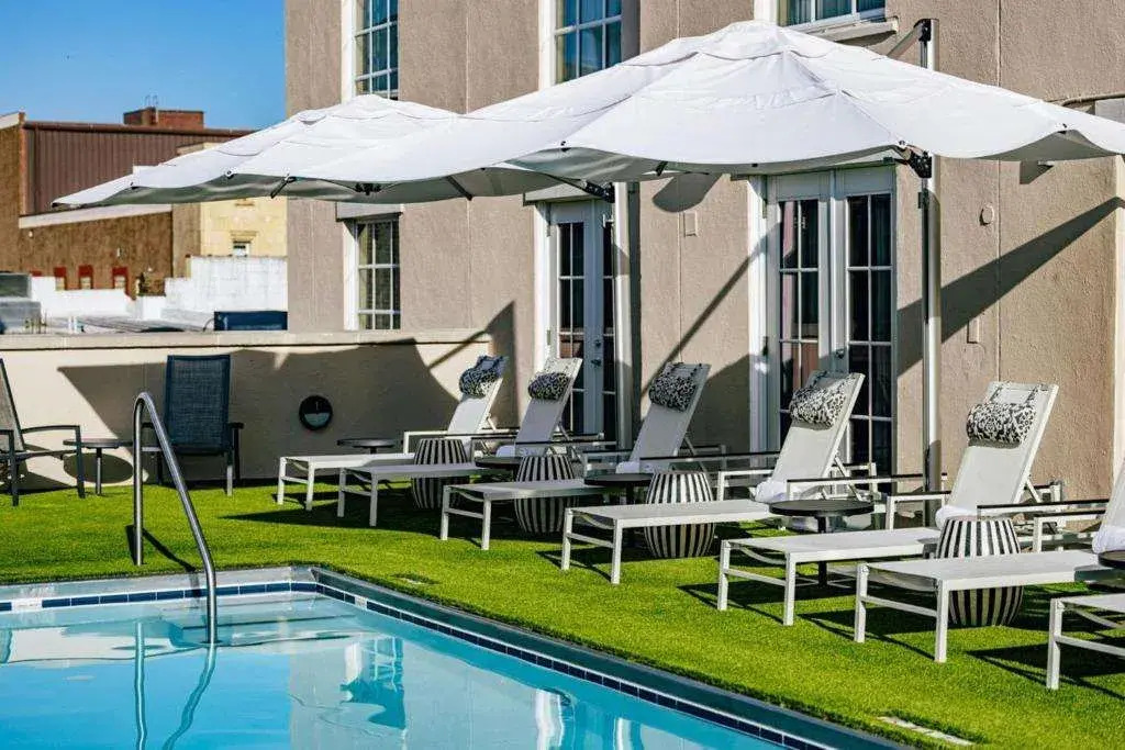 The Lindy Renaissance Charleston Hotel