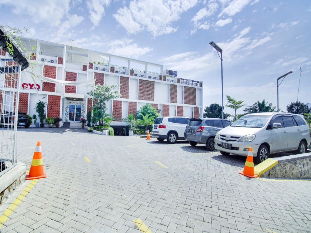 OYO 2233 Bell's Place