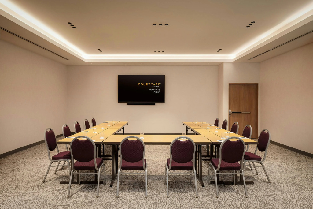 Courtyard by Marriott Mexico City Airport