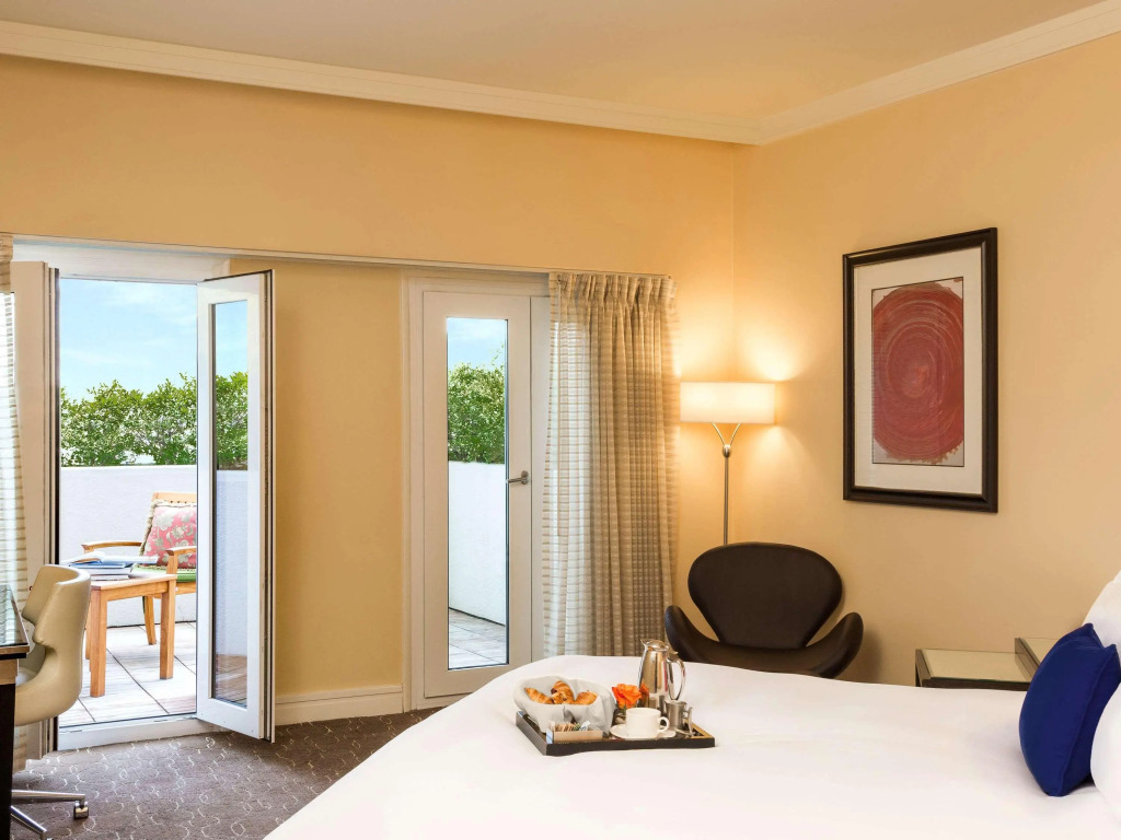 Hotel Sofitel Los Angeles at Beverly Hills