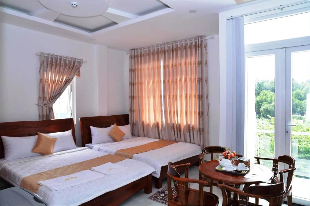 Pink Pearl Hotel