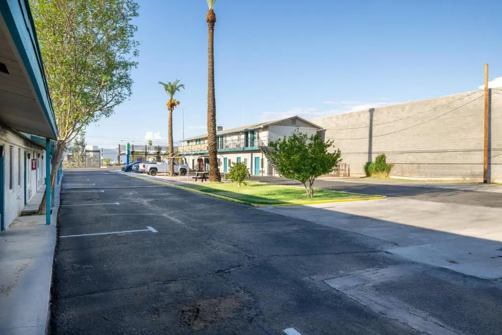 Motel 7 By OYO Near Phoenix Airport