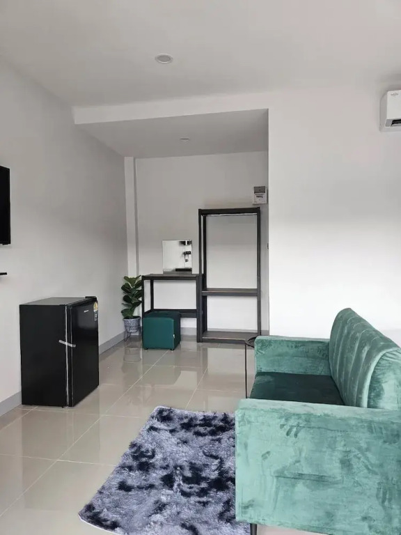 Hillside Premium Hotel