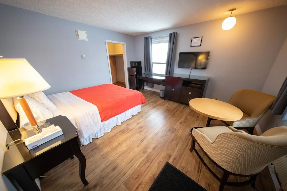 Choice Inn by the falls